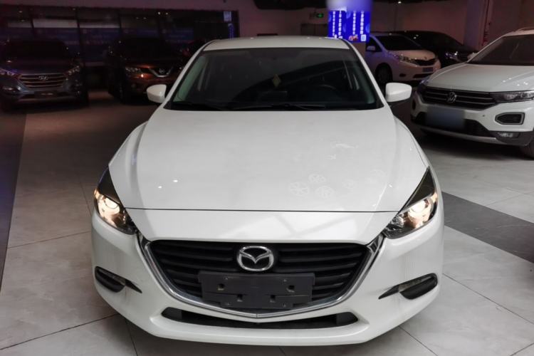 Used Mazda 3 Axela 2017 Sedan 1.5L Automatic Comfort Model Emission Standard China V Front