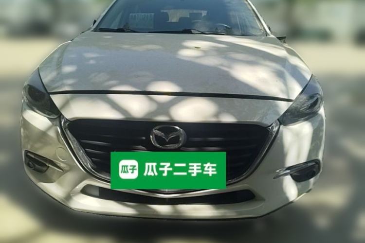 Used Mazda 3 Axela 2017 Hatchback 1.5L Automatic Luxury Model Emission Standard China V Front