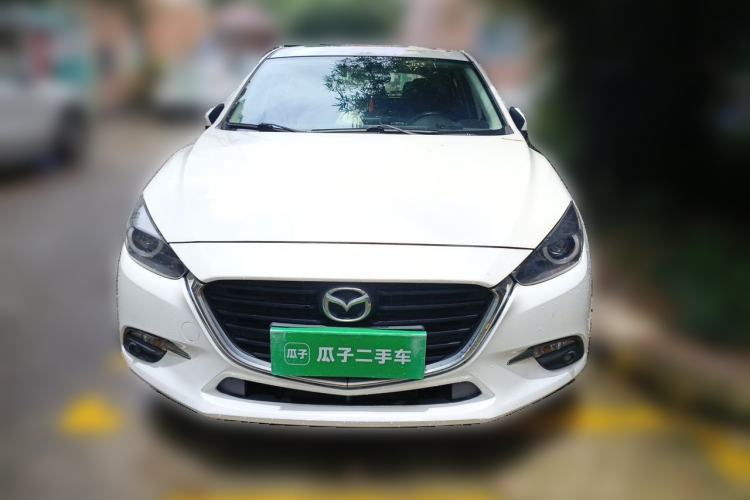 Used Mazda 3 Axela 2017 Hatchback 2.0L Automatic Luxury Model Emission Standard China V Front