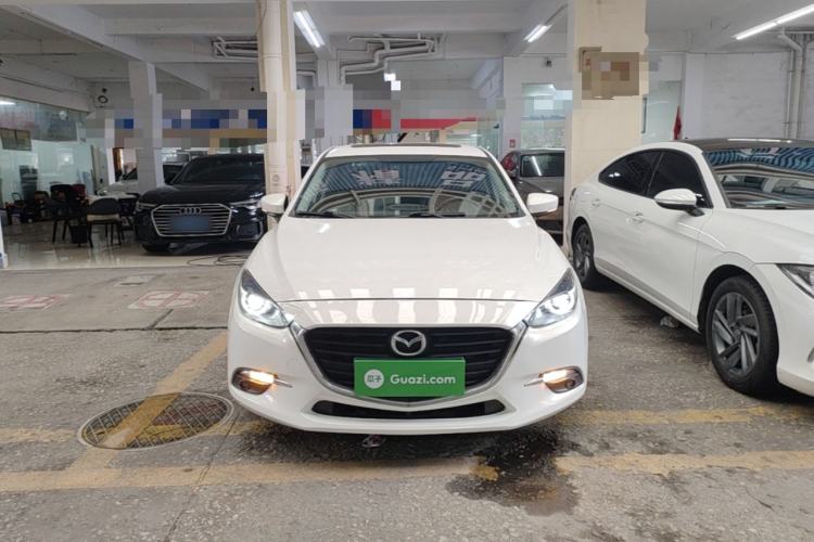 Used Mazda 3 Axela 2017 Sedan 1.5L Automatic Luxury Model Emission Standard China V Front