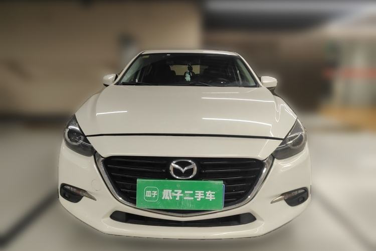 Used Mazda 3 Axela 2017 Hatchback 2.0L Automatic Sport Model China V Emission Standard Front