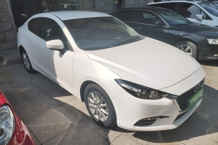 Used Mazda 3 Axela 2017 Sedan 1.5L Automatic Comfort Model Emission Standard China V Front Right 45 Deg
