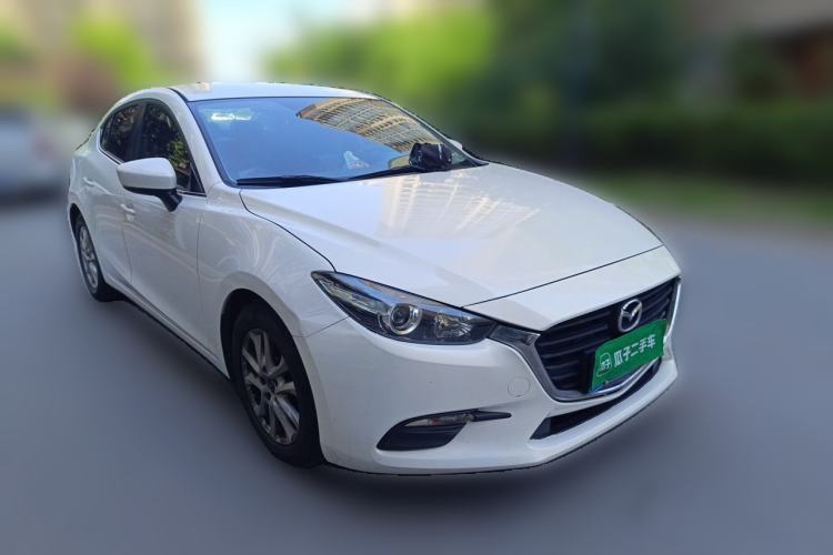 Used Mazda 3 Axela 2017 Sedan 1.5L Manual Comfort Model China VI Standard Front Right 45 Deg