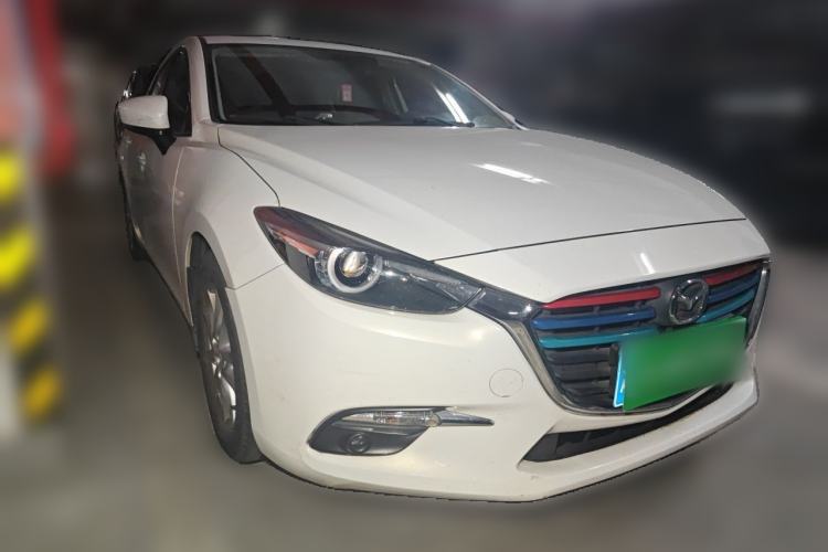 Used Mazda 3 Axela 2017 Sedan 1.5L Automatic Luxury Model Emission Standard China V Front Right 45 Deg