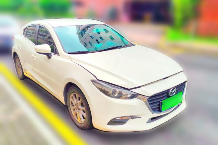 Used Mazda 3 Axela 2017 Sedan 1.5L Automatic Comfort Model China VI Standard Front Right 45 Deg