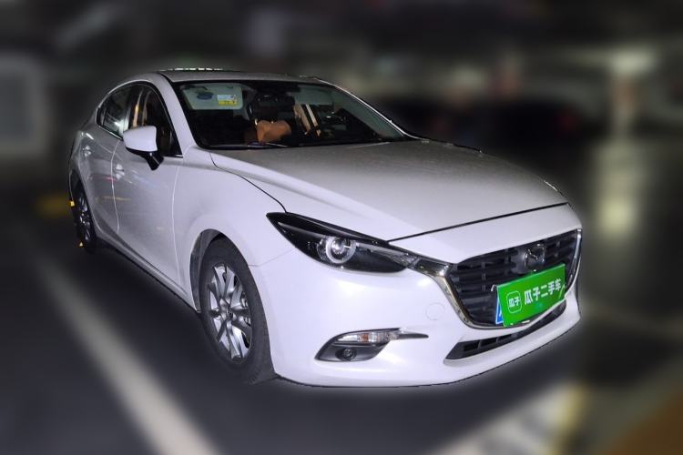 Used Mazda 3 Axela 2017 Hatchback 1.5L Automatic Luxury Model Emission Standard China V Front Right 45 Deg