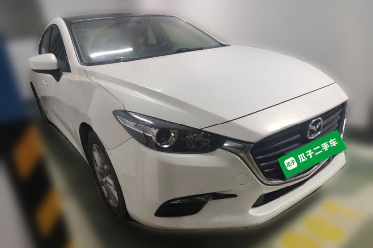 Used Mazda 3 Axela 2017 Sedan 1.5L Automatic Comfort Model China VI Standard Front Right 45 Deg
