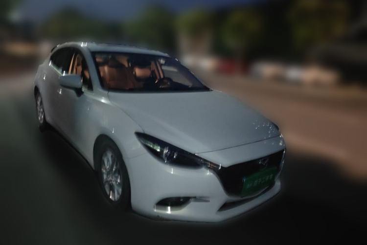 Used Mazda 3 Axela 2017 Hatchback 1.5L Automatic Luxury Model Emission Standard China V Front Right 45 Deg