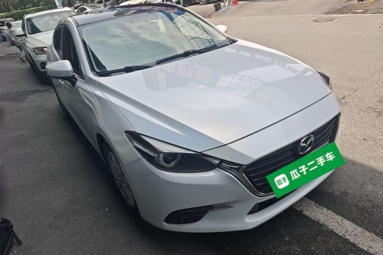 Used Mazda 3 Axela 2017 Sedan 1.5L Automatic Luxury Model Emission Standard China V Front Right 45 Deg
