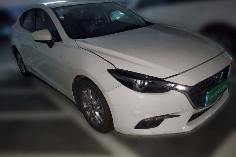 Used Mazda 3 Axela 2017 Sedan 1.5L Automatic Luxury Model Emission Standard China V Front Right 45 Deg