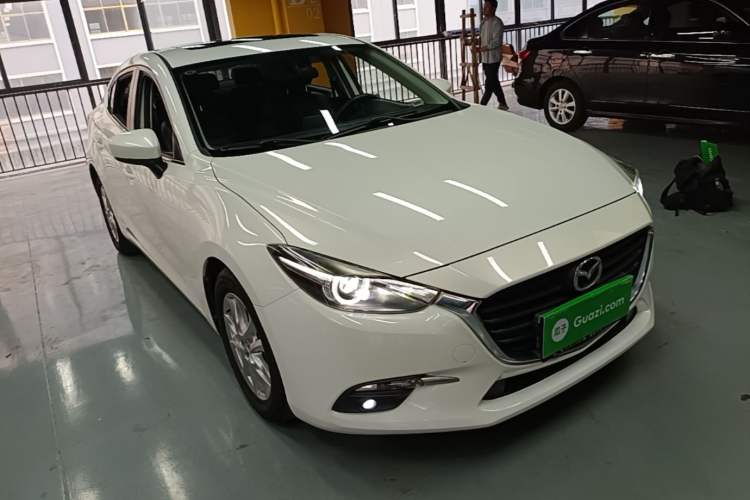 Used Mazda 3 Axela 2017 Sedan 1.5L Automatic Luxury Model Emission Standard China V Front Right 45 Deg