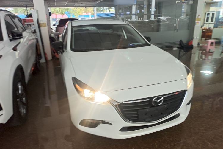 Used Mazda 3 Axela 2017 Sedan 1.5L Automatic Comfort Model Emission Standard China V Front Right 45 Deg