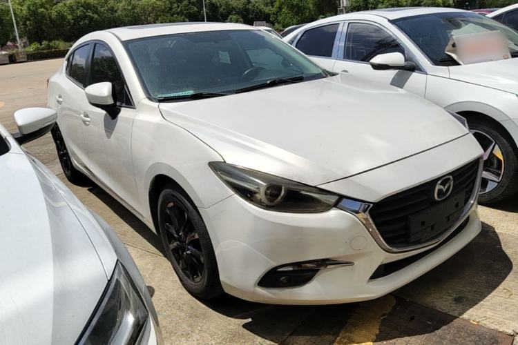 Used Mazda 3 Axela 2017 Sedan 1.5L Automatic Luxury Model Emission Standard China V Front Right 45 Deg