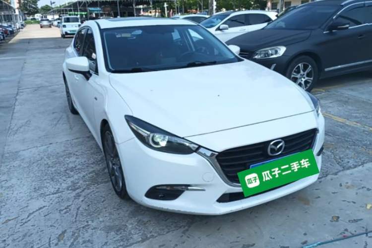 Used Mazda 3 Axela 2017 Hatchback 2.0L Automatic Luxury Model Emission Standard China V Front Right 45 Deg