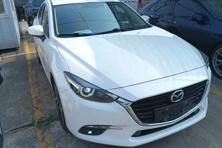 Used Mazda 3 Axela 2017 Hatchback 2.0L Automatic Sport Model China V Emission Standard Front Right 45 Deg