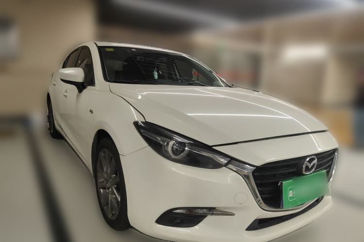 Used Mazda 3 Axela 2017 Hatchback 2.0L Automatic Sport Model China V Emission Standard Front Right 45 Deg