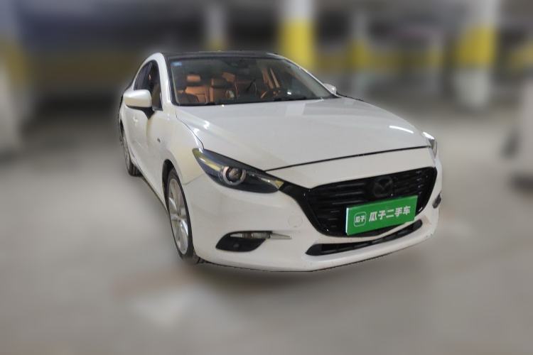 Used Mazda 3 Axela 2017 Sedan 2.0L Automatic Flagship Model China V Standard Front Right 45 Deg