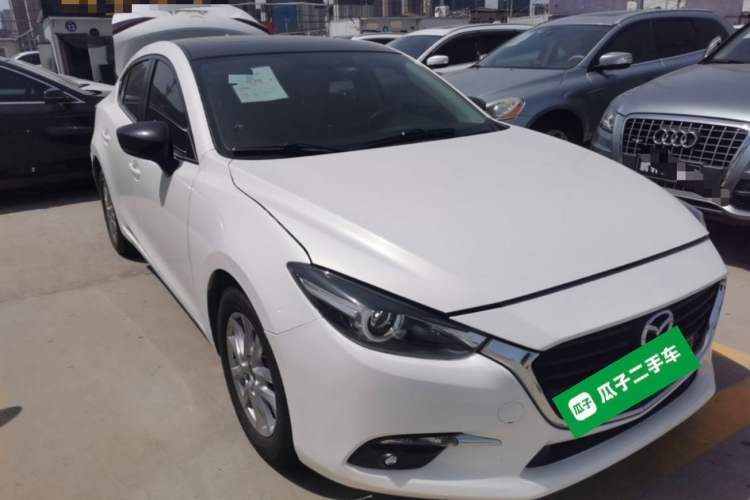 Used Mazda 3 Axela 2017 Sedan 1.5L Automatic Luxury Model Emission Standard China V Front Right 45 Deg