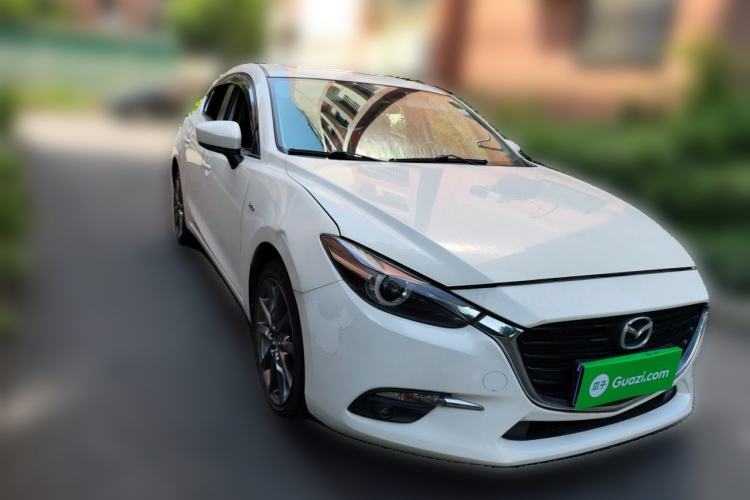 Used Mazda 3 Axela 2017 Hatchback 2.0L Automatic Luxury Model Emission Standard China V Front Right 45 Deg