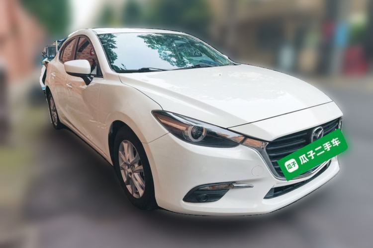 Used Mazda 3 Axela 2017 Sedan 1.5L Automatic Luxury Model China VI Standard Front Right 45 Deg