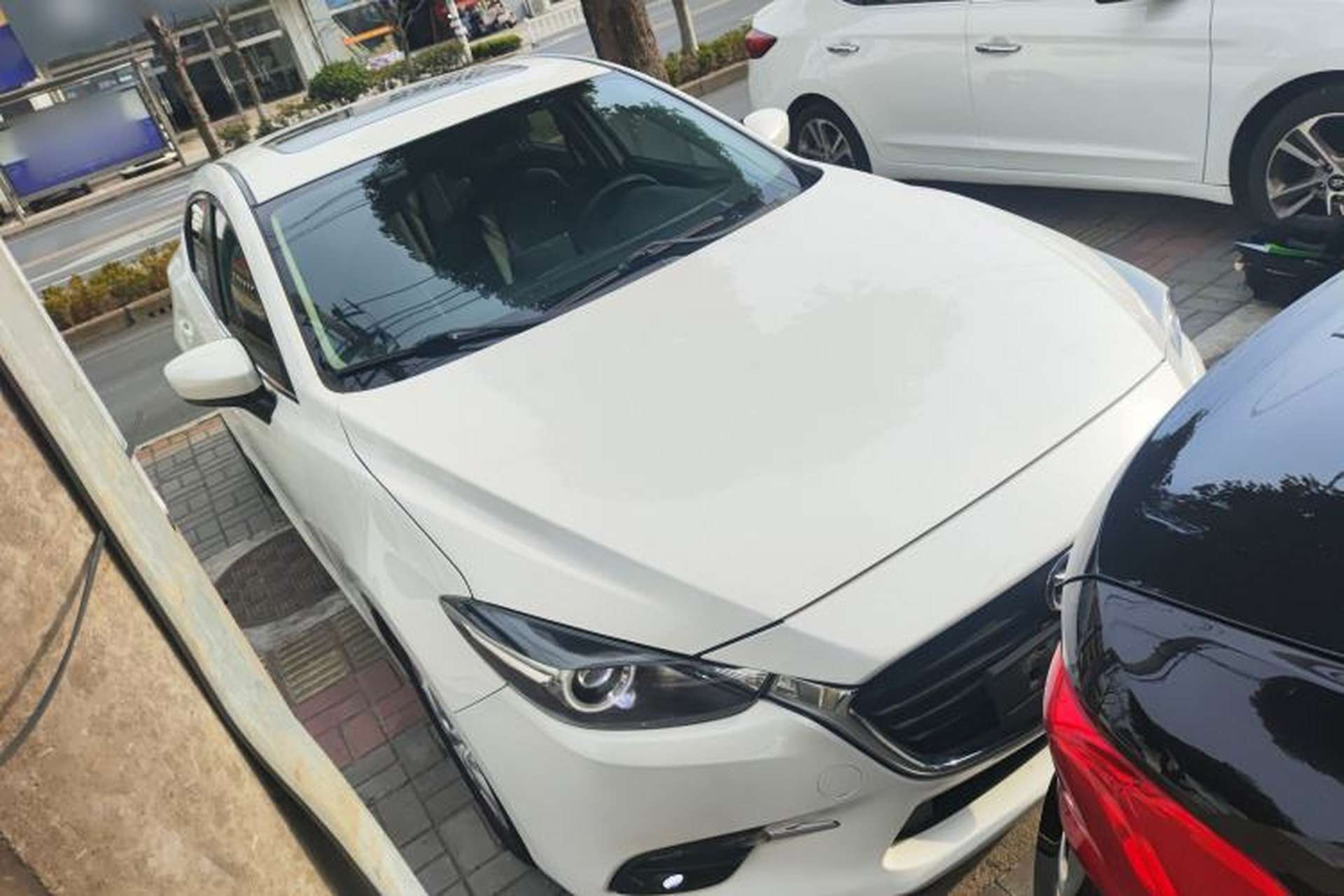 Used Mazda 3 Axela 2017 Sedan 1.5L Automatic Luxury Model Emission Standard China V Front Right 45 Deg