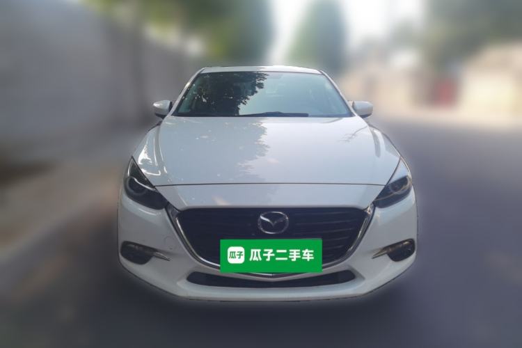 Used Mazda 3 Axela 2017 Hatchback 2.0L Automatic Luxury Model Emission Standard China V Front