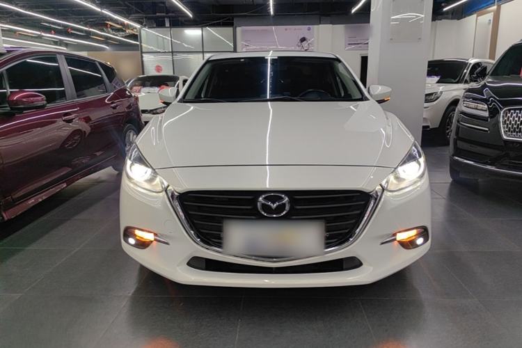 Used Mazda 3 Axela 2017 Sedan 1.5L Automatic Luxury Model Emission Standard China V Front