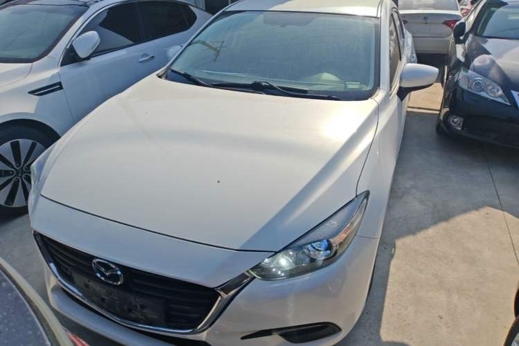Used Mazda 3 Axela 2017 Sedan 1.5L Automatic Comfort Model Emission Standard China V Front