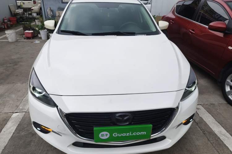 Used Mazda 3 Axela 2017 Sedan 2.0L Automatic Prestige Model China VI Standard Front