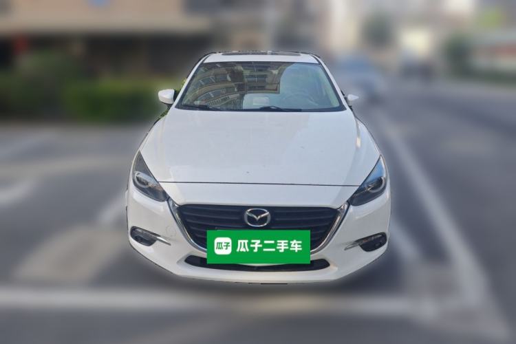 Used Mazda 3 Axela 2017 Sedan 1.5L Automatic Luxury Model Emission Standard China V Front
