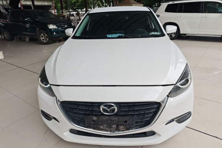 Used Mazda 3 Axela 2017 Sedan 1.5L Automatic Comfort Model Emission Standard China V Front
