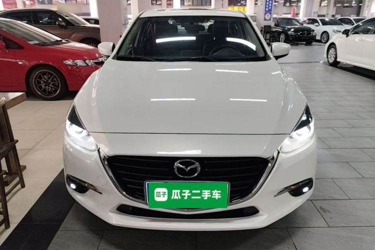 Used Mazda 3 Axela 2017 Sedan 1.5L Automatic Luxury Model Emission Standard China V Front