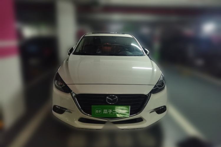 Used Mazda 3 Axela 2017 Sedan 1.5L Automatic Luxury Model Emission Standard China V Front