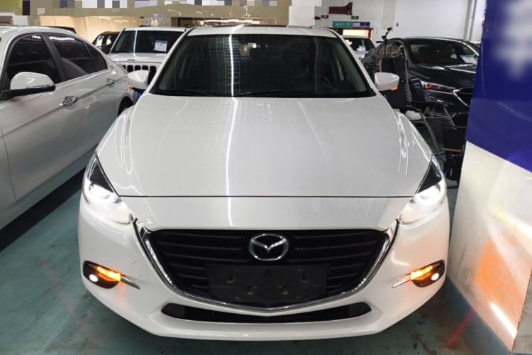 Used Mazda 3 Axela 2017 Sedan 1.5L Automatic Luxury Model Emission Standard China V Front