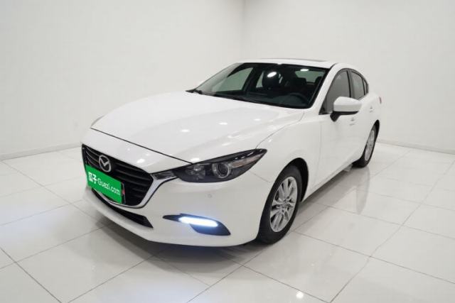 Używany Mazda 3 Axela 2017 Sedan 1.5L Automatic Comfort Model Emission Standard China V