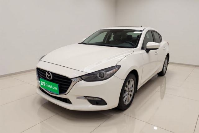 Ojetý Mazda 3 Axela 2017 Hatchback 1.5L Automatic Luxury Model Emission Standard China V