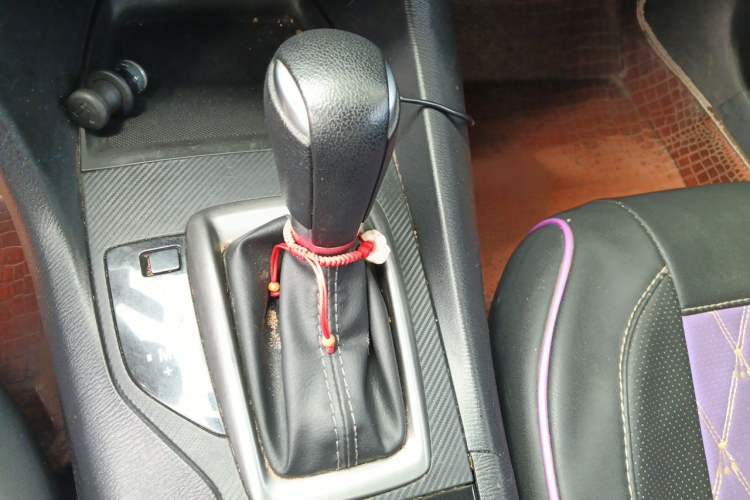 Used Mazda 3 Axela 2017 Sedan 1.5L Automatic Comfort Model China VI Standard Gear Lever