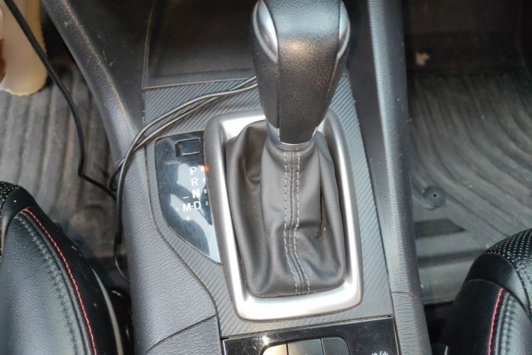Used Mazda 3 Axela 2017 Sedan 1.5L Automatic Comfort Model Emission Standard China V Gear Lever
