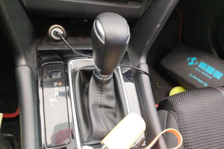 Used Mazda 3 Axela 2017 Sedan 1.5L Automatic Luxury Model Emission Standard China V Gear Lever