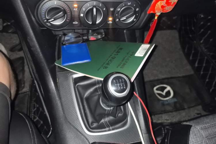 Used Mazda 3 Axela 2017 Sedan 1.5L Manual Comfort Model Emission Standard China V Gear Lever