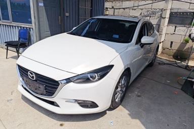 Used Mazda 3 Axela 2017 Sedan 1.5L Automatic Luxury Model Emission Standard China V
