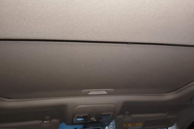 Used Mazda 3 Axela 2017 Sedan 1.5L Automatic Prestige Model China VI Standard Headliner