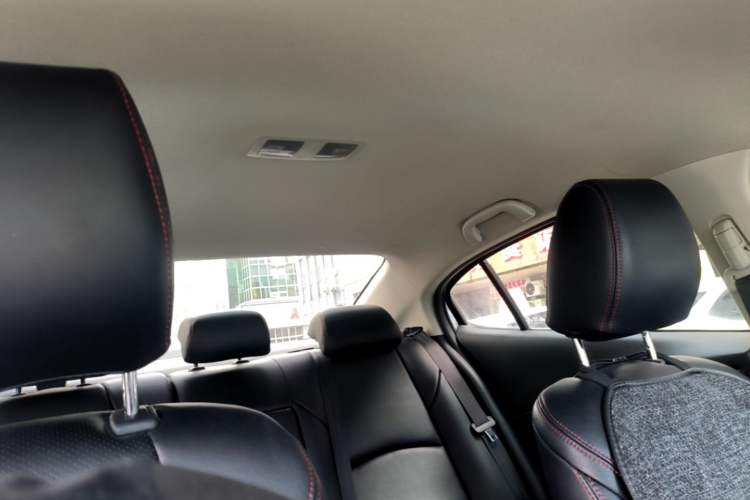 Used Mazda 3 Axela 2017 Sedan 1.5L Automatic Comfort Model Emission Standard China V Headliner