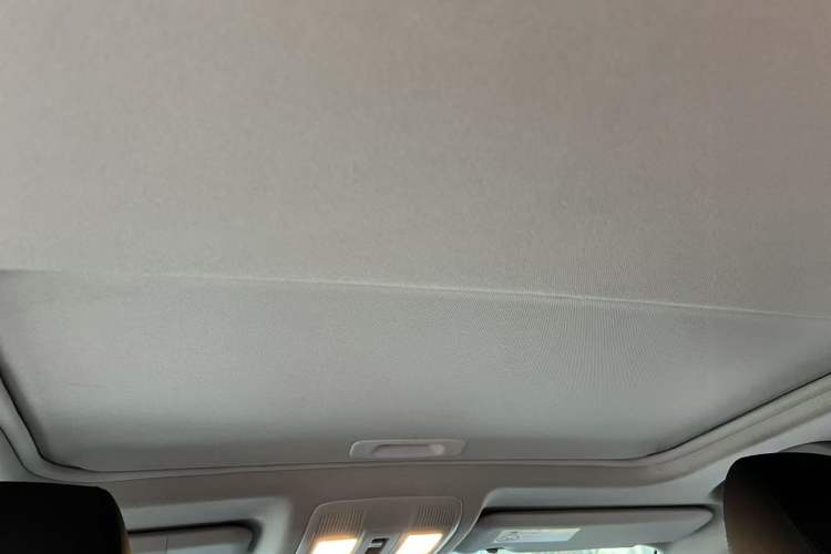 Used Mazda 3 Axela 2017 Sedan 1.5L Manual Luxury Model Emission Standard China V Headliner