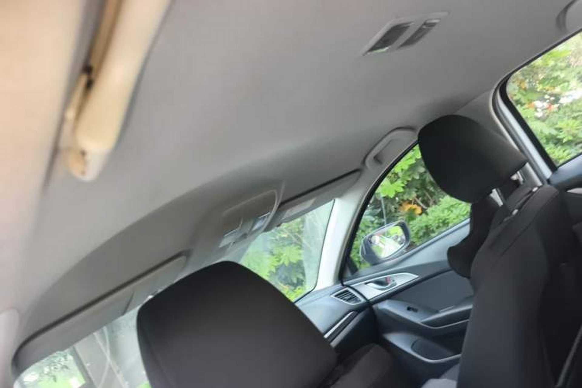 Used Mazda 3 Axela 2017 Sedan 1.5L Automatic Comfort Model Emission Standard China V Headliner