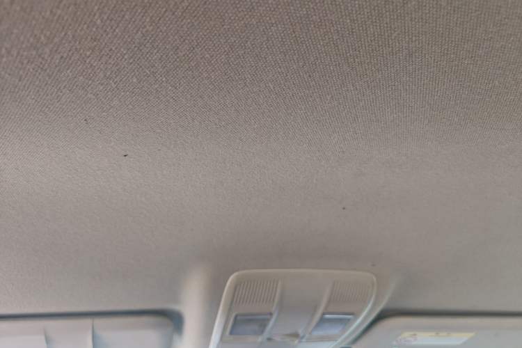 Used Mazda 3 Axela 2017 Sedan 1.5L Manual Comfort Model Emission Standard China V Headliner
