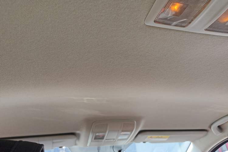 Used Mazda 3 Axela 2017 Sedan 1.5L Automatic Comfort Model Emission Standard China V Headliner