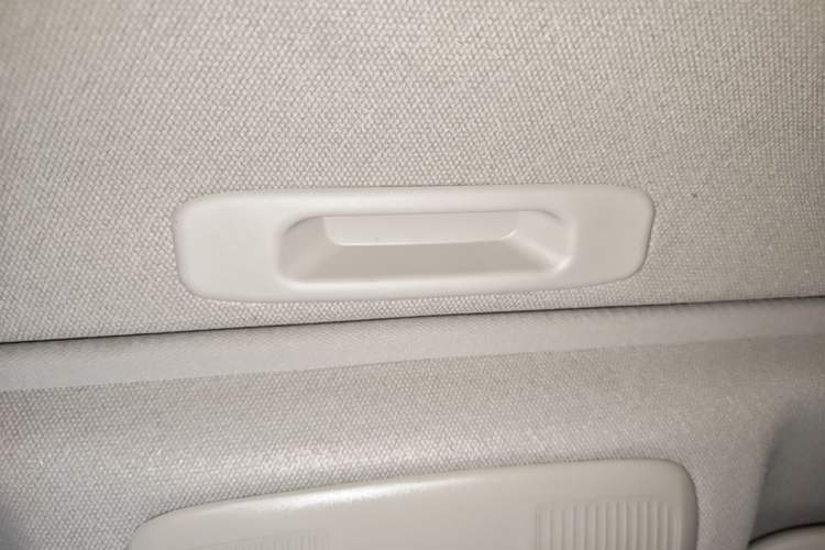 Used Mazda 3 Axela 2017 Sedan 1.5L Automatic Luxury Model Emission Standard China V Headliner