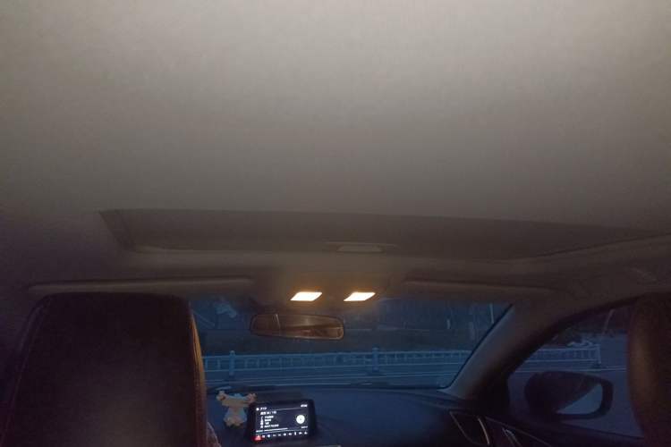 Used Mazda 3 Axela 2017 Sedan 1.5L Automatic Luxury Model Emission Standard China V Headliner