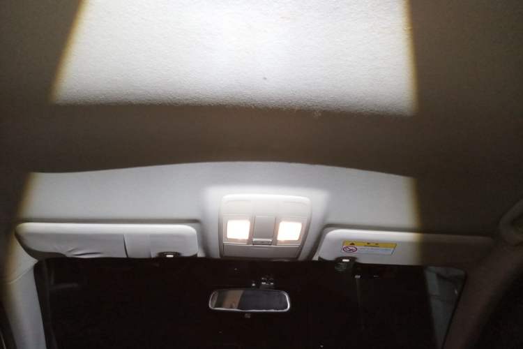 Used Mazda 3 Axela 2017 Sedan 1.5L Automatic Comfort Model China VI Standard Headliner